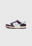 Nike Dunk Low στα €50 (-50%)