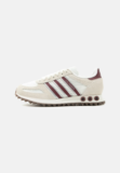 adidas Originals LA Trainer OG στα €40,00 (-64%)